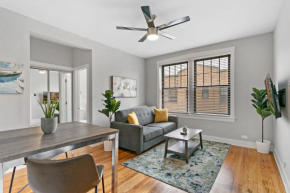 1BR walk to shops in the Middle of the City